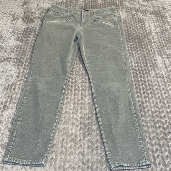 NYDJ Super Skinny Corduroy Pants. Gray/Green. Size 10. Zipper pockets. - Picture 6 of 11